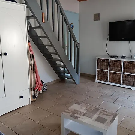 Casa de Férias Maisonnette Calme 4 Personnes à - Fr-1-476-13